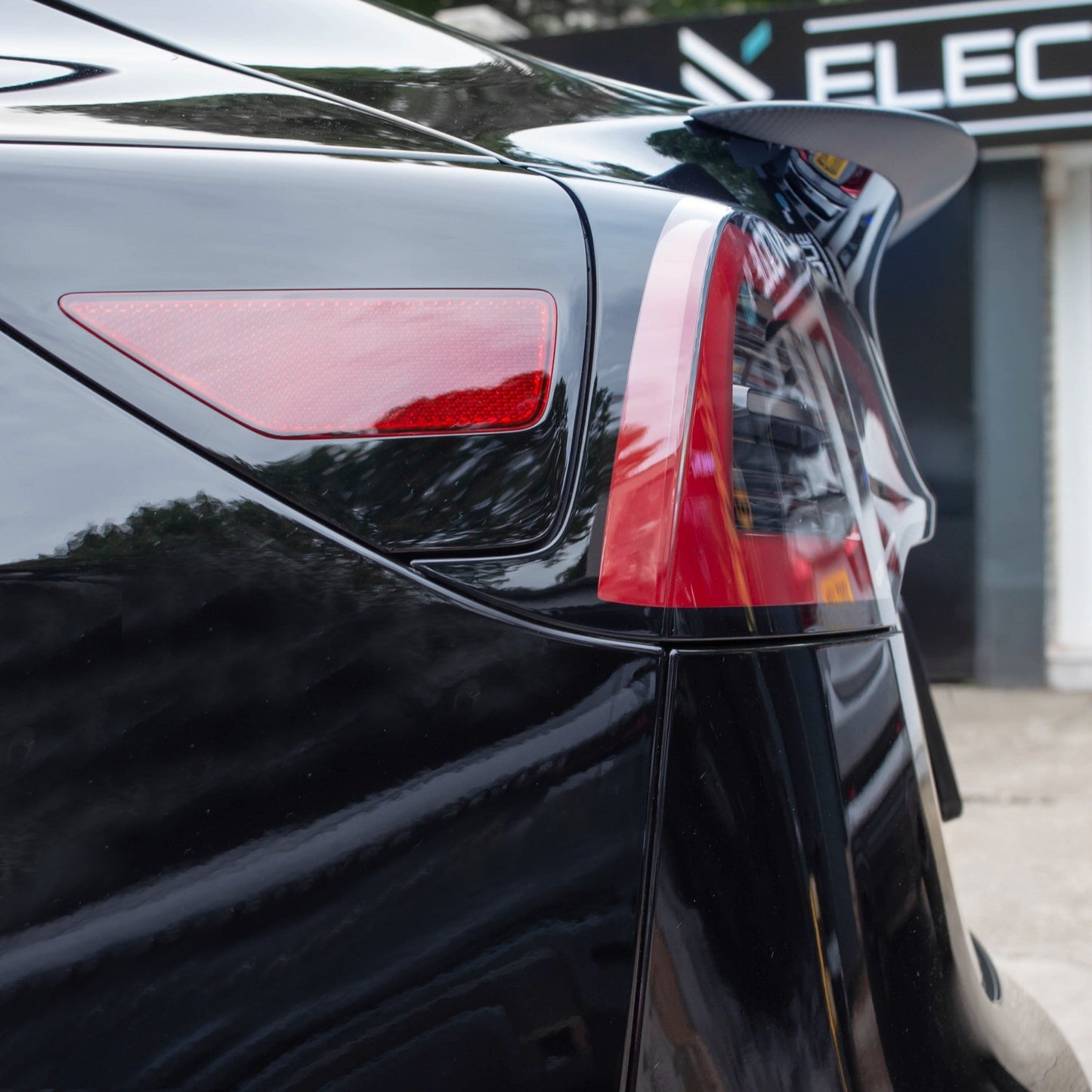 Rear Carbon Spoiler for Tesla Model 3 - Electrovogue