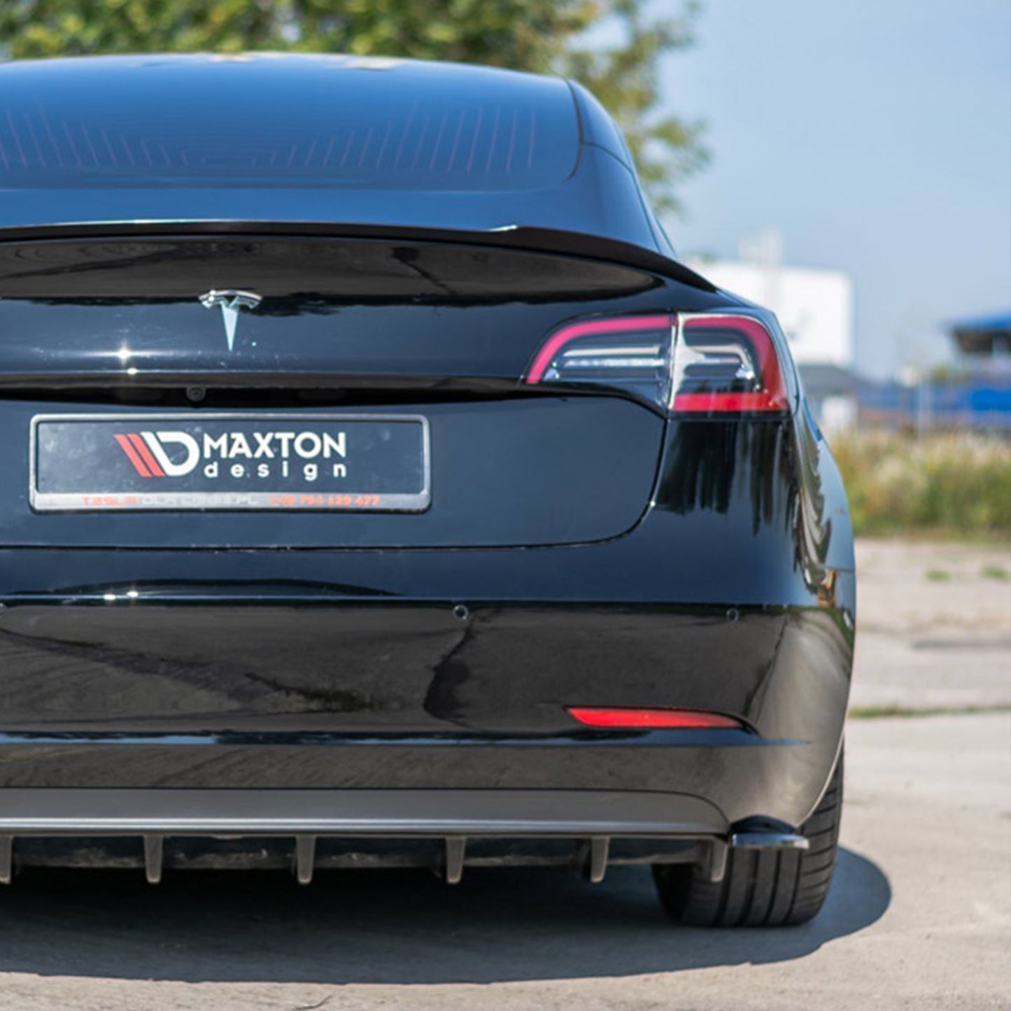 MAXTON® DESIGN Rear Side Splitters / Version 1 for Tesla Model 3