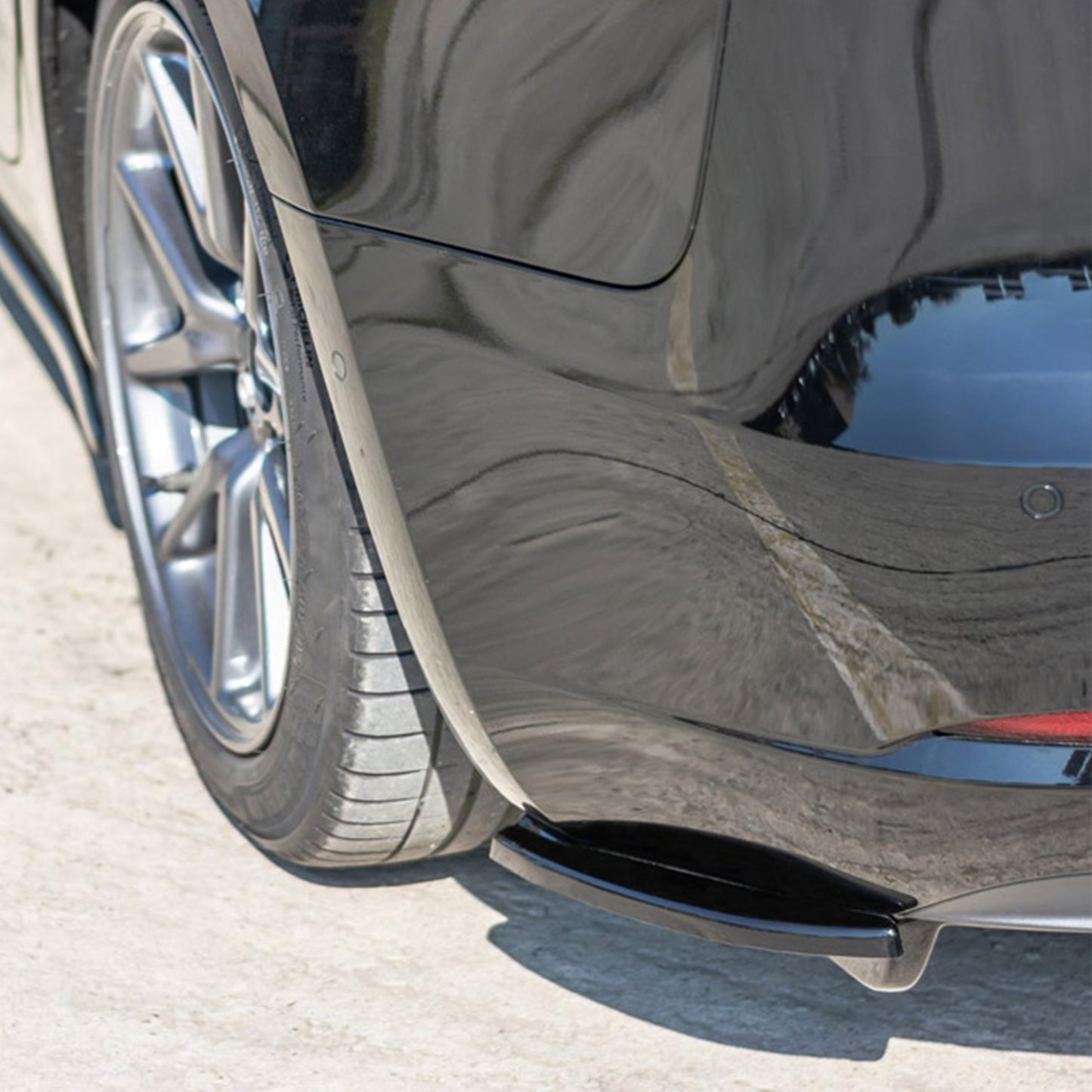 MAXTON® DESIGN Rear Side Splitters / Version 1 for Tesla Model 3