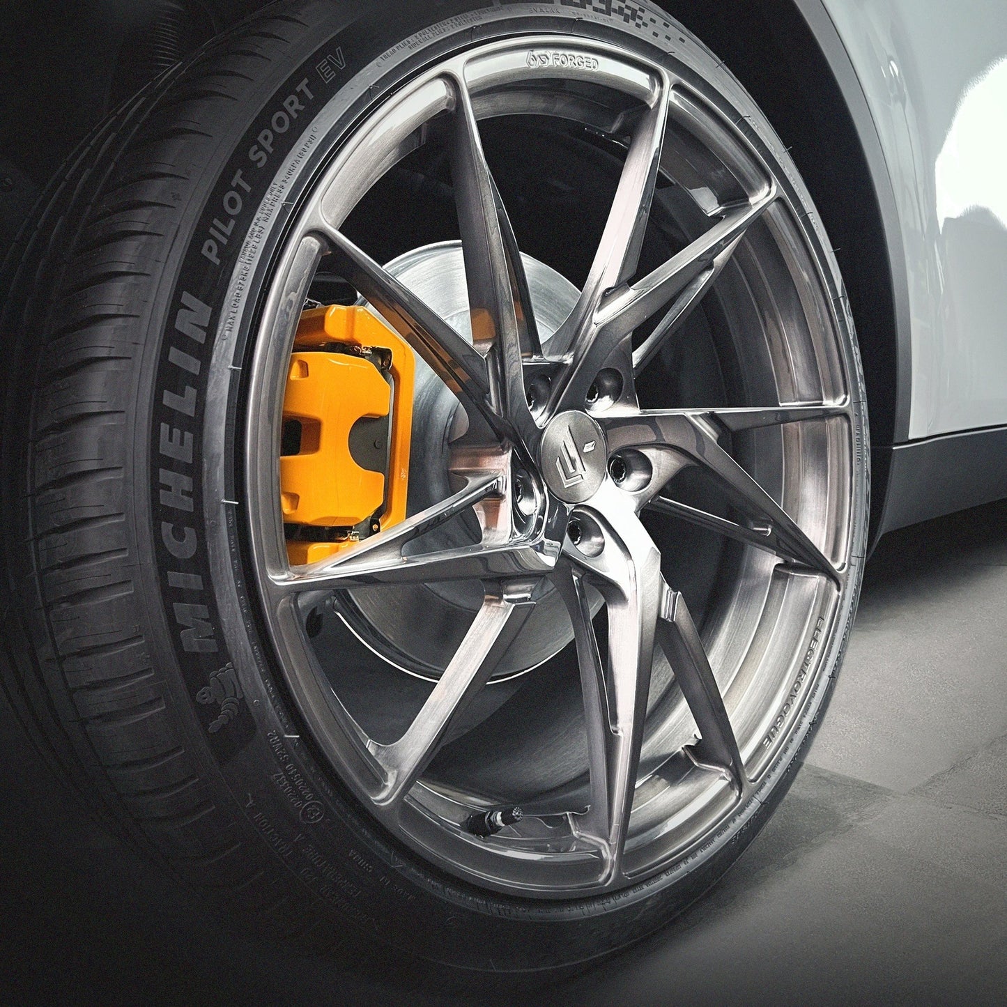 Tesla Model Y Performance 6AD x Electrovogue Custom Set 4x 21" Forged Alloy Wheels - Electrovogue