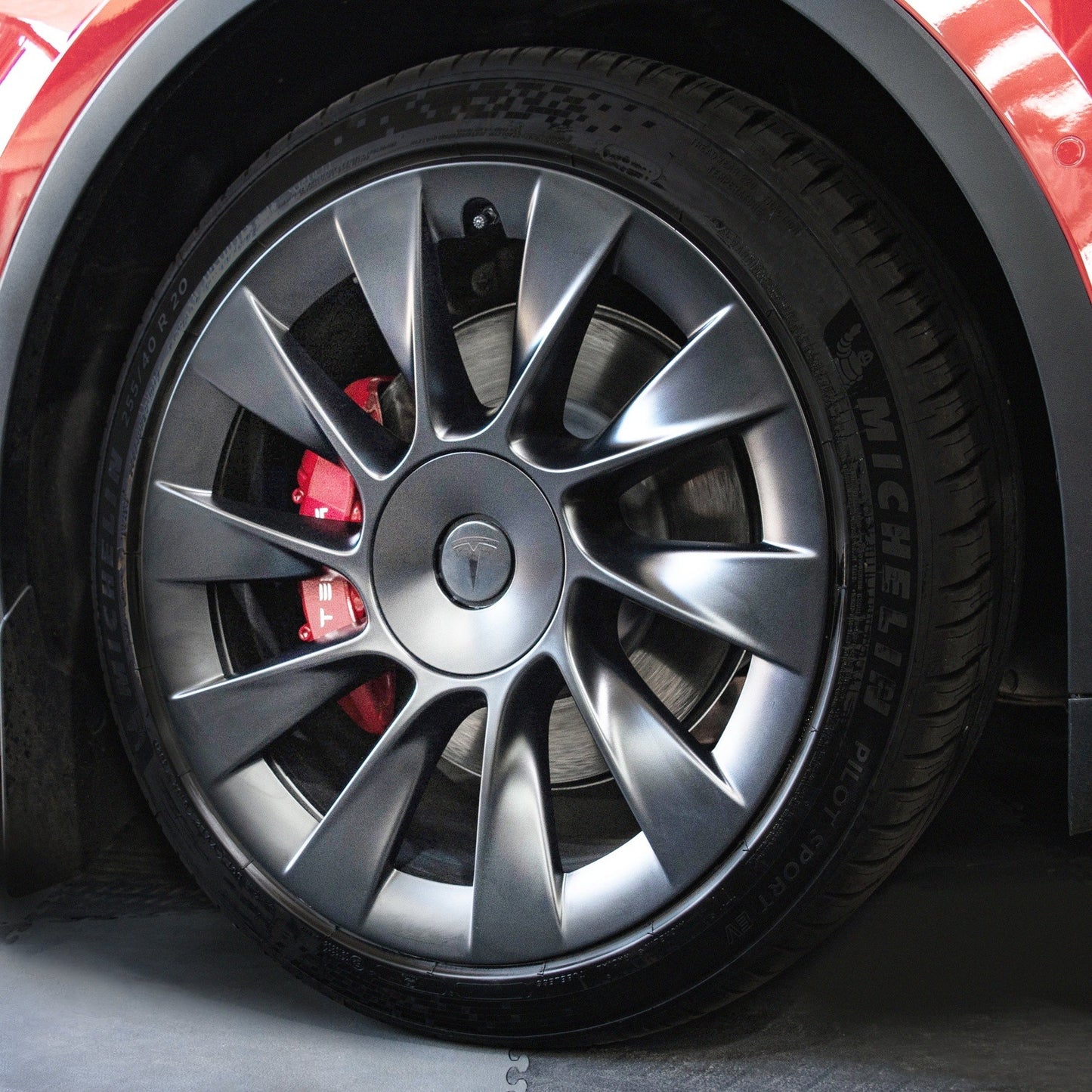 Tesla Model Y Induction 4x 20" Alloy Wheels / Exchange - Electrovogue