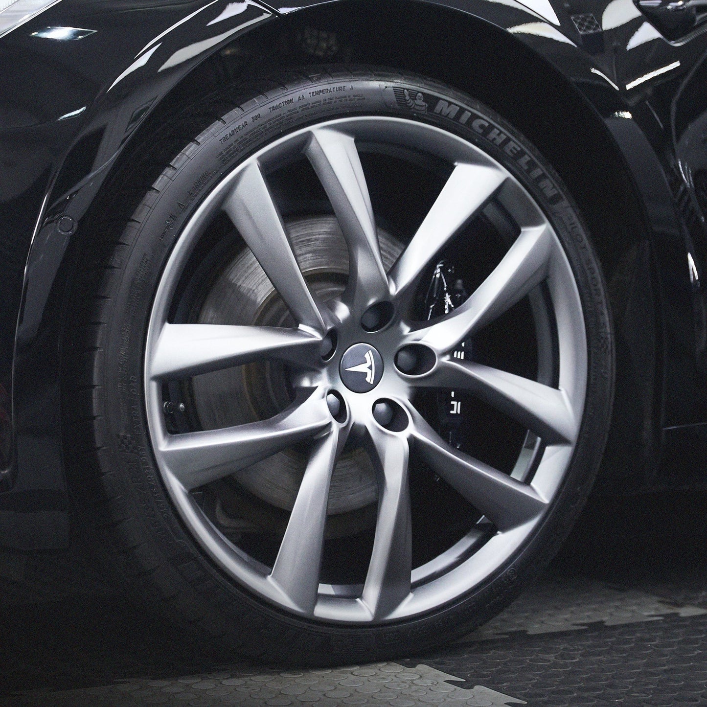 Tesla Model S Arachnid 4x 21" Alloy Wheels / Exchange - Electrovogue