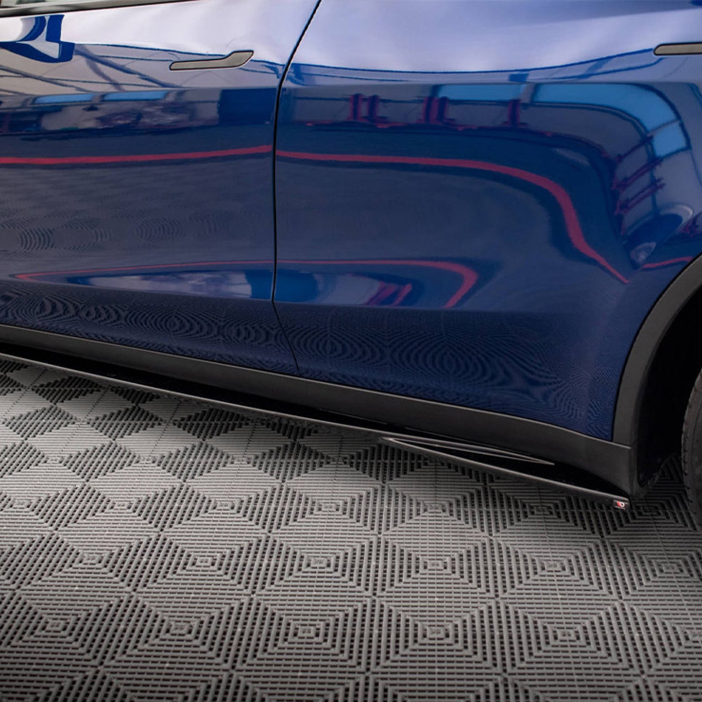 MAXTON® DESIGN Side Skirts Diffusers / Version 1 for Tesla Model Y