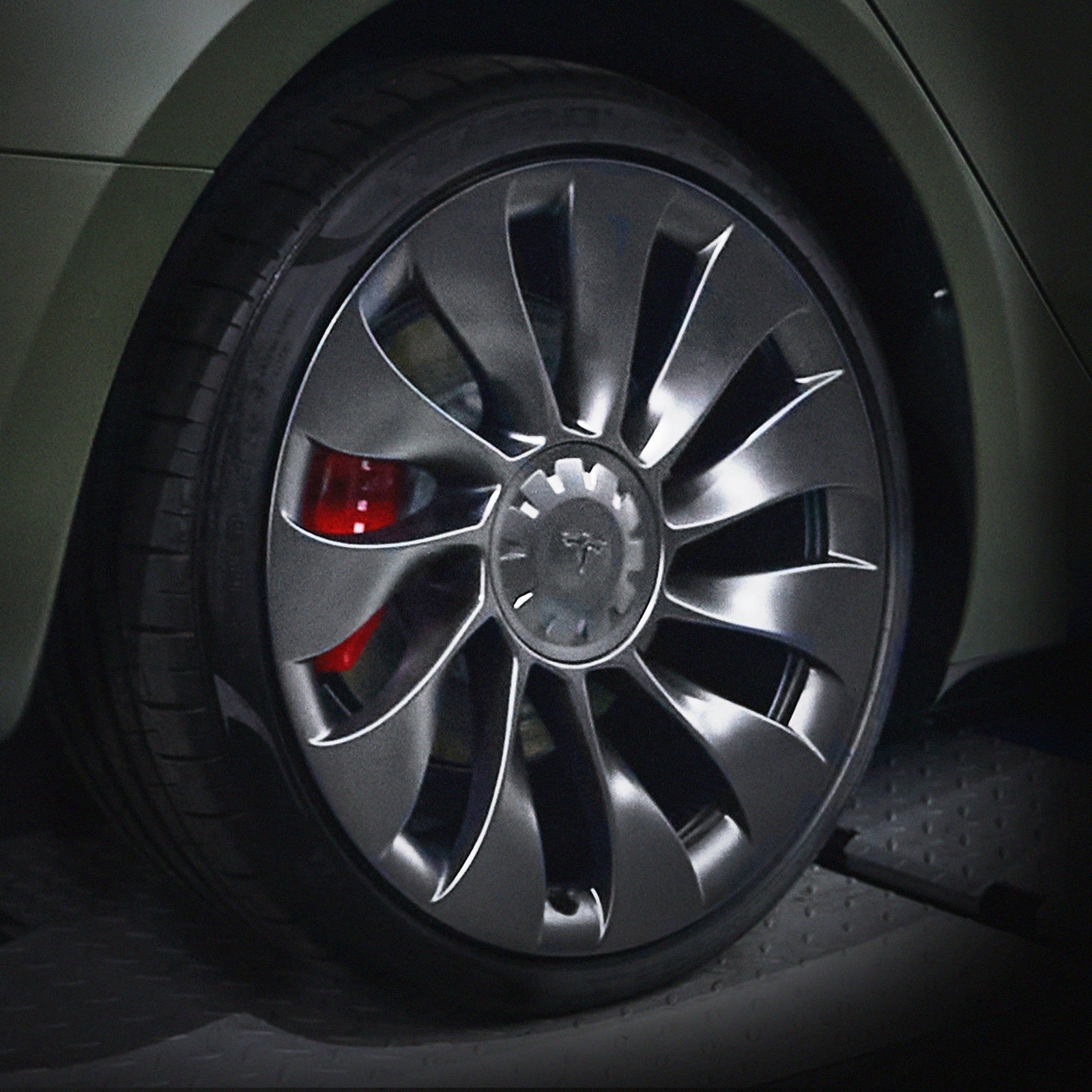 Tesla Model 3 Uberturbine 4x 20" Alloy Wheels / Exchange - Electrovogue