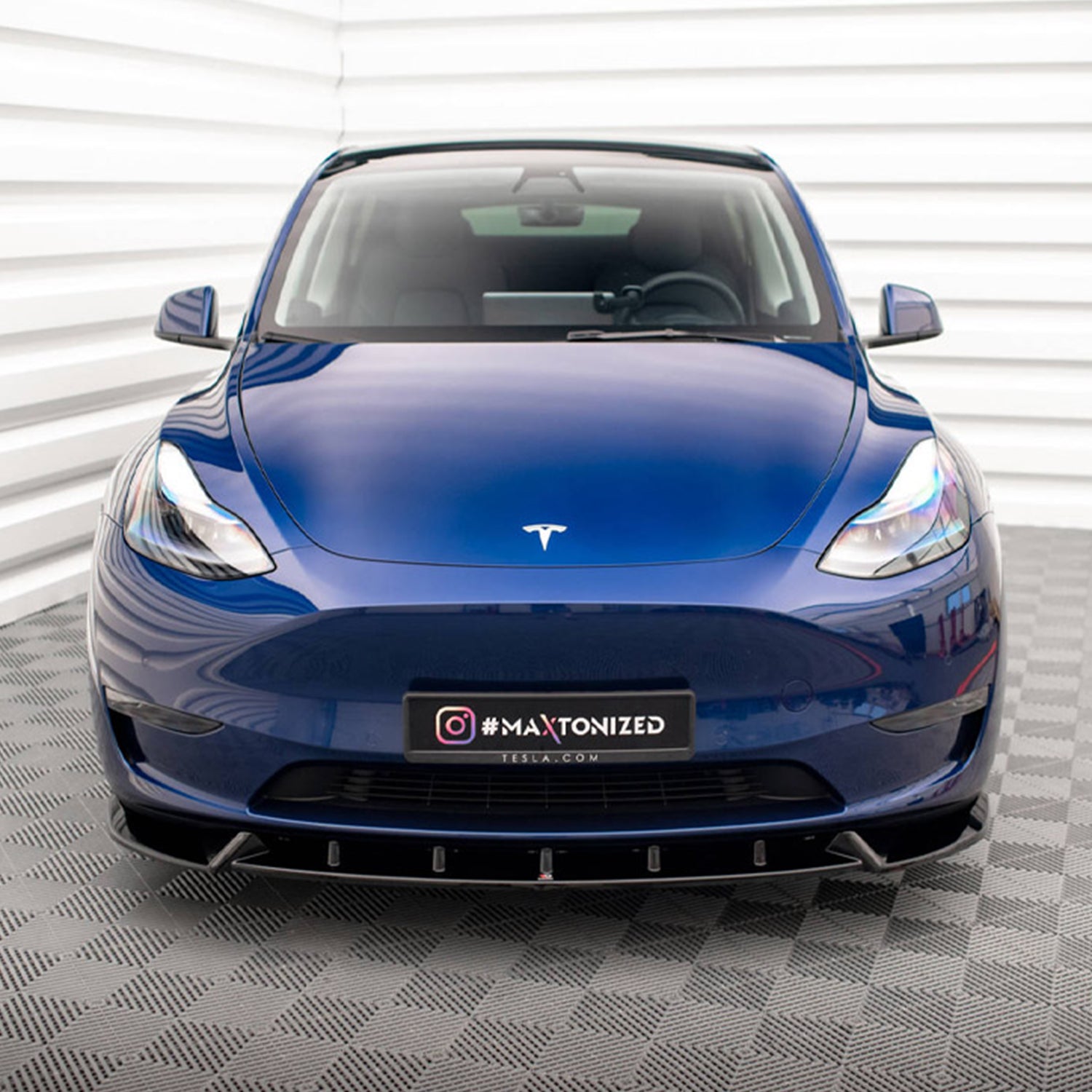 MAXTON® DESIGN Front Splitter / Version 1 for Tesla Model Y - Electrovogue